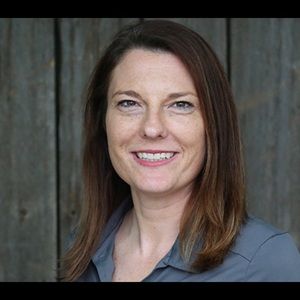 Meet your Posher, Regina